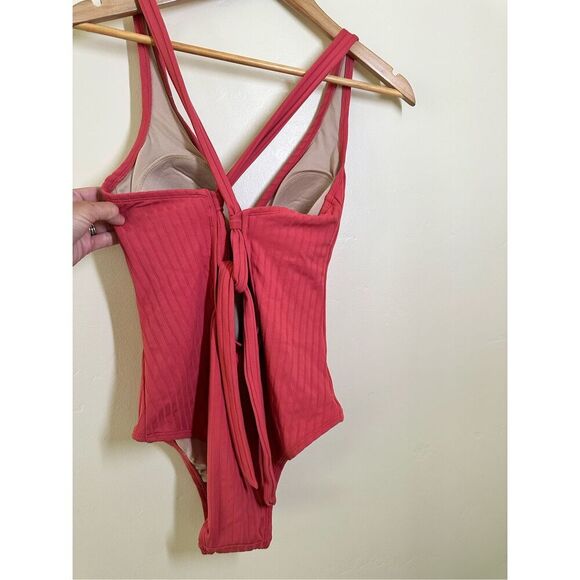 Kona Sol Size Medium V Neck With Cut Out Ring One Piece Swimsuit - Picture 4 of 5